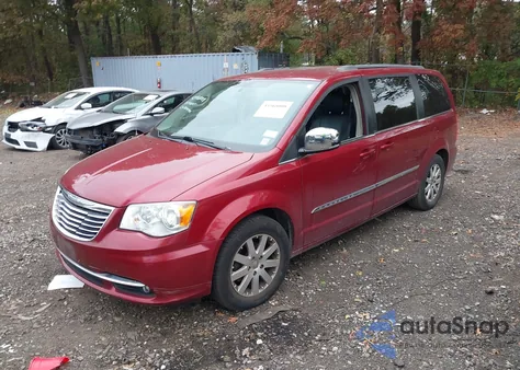 2011 Chrysler Town & Country Touring-L from USA, damaged, VIN 2A4RR8DG2BR683731